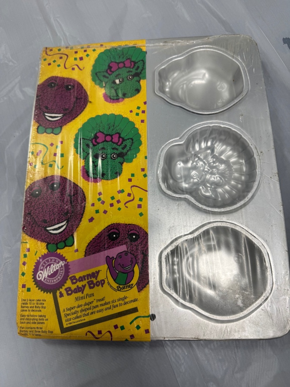 Barney The Dinosaur & Baby Bop Wilton Aluminum Mini Cake Pan Vintage 1994 NEW